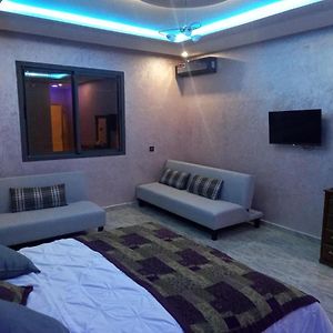Habitación Familiar con Cama King